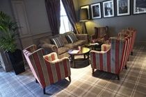 Отель St Davids Park Честер Экстерьер фото