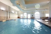Отель St Davids Park Честер Экстерьер фото